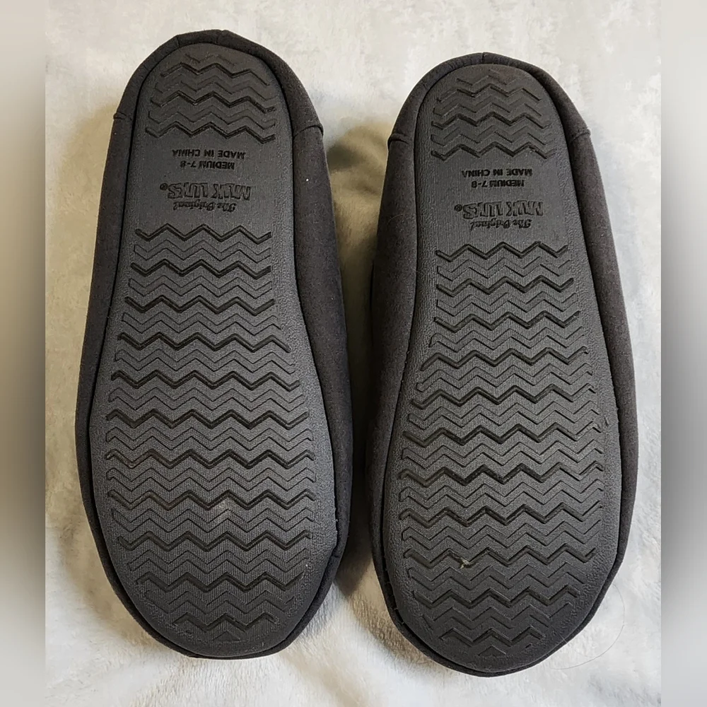 Muk Luks Womens Mocassin Slippers, Lined, Size Medium 7/8 NWOT - Picture 3 of 3